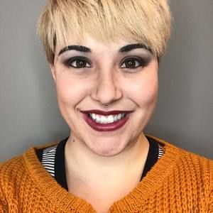 Meet your Posher, Kayla